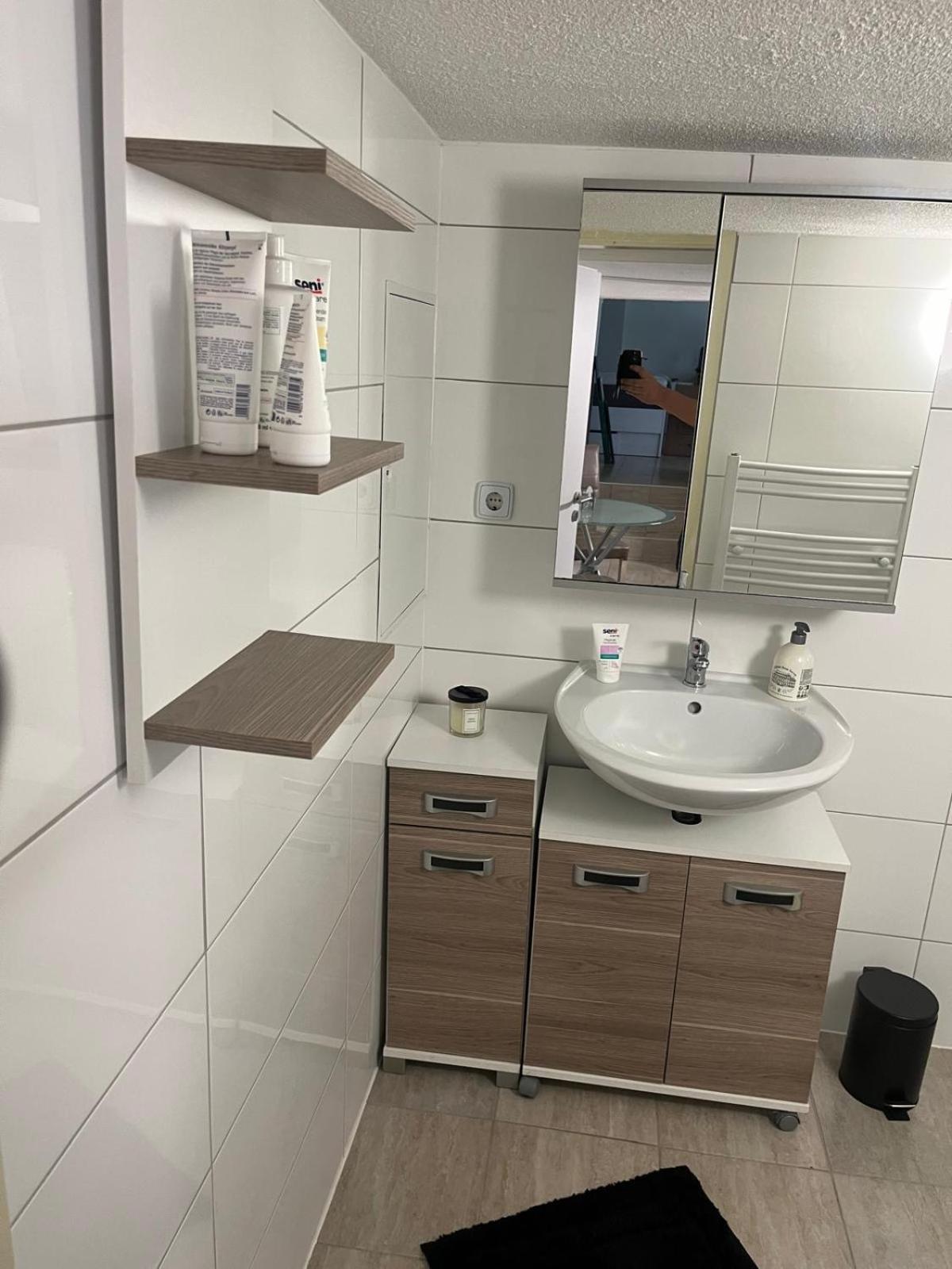 Waldstadt Homes, Ίζερλον Εξωτερικό φωτογραφία