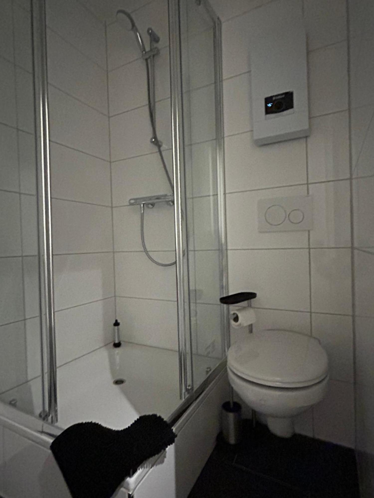Waldstadt Homes, Ίζερλον Εξωτερικό φωτογραφία