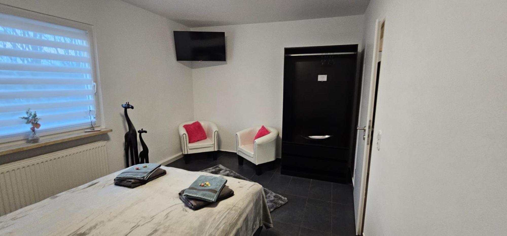 Waldstadt Homes, Ίζερλον Εξωτερικό φωτογραφία